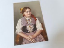 APPENZELLER MAEDCHEN in TRACHT