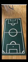 Tapis motif terrain de football vert comme neuf