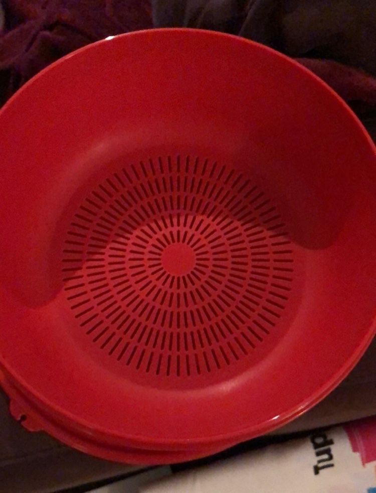 Behälter & Ähnliches: Tupperware Sieb, Raffel, Schneidbrett, Aufbewahrung – Neu und originalverpackt aus Schwyz von Lewis555 2
