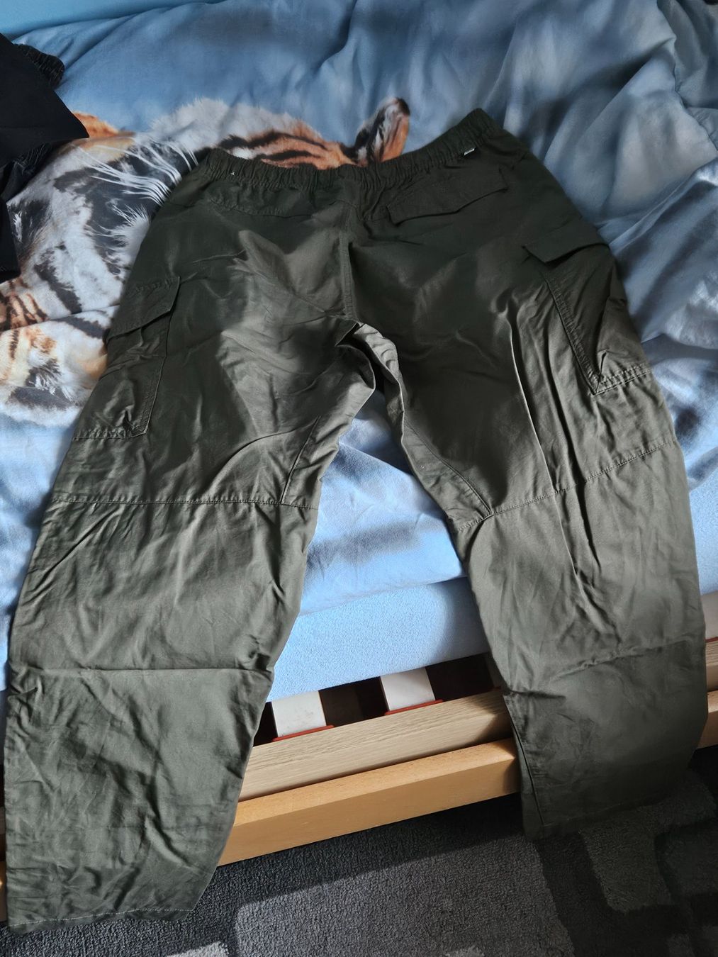 Nike Pantaloni: Nike cargo – Nuovo (secondo la descrizione) da Ferpicloz venduto da Olivier_Jut 1