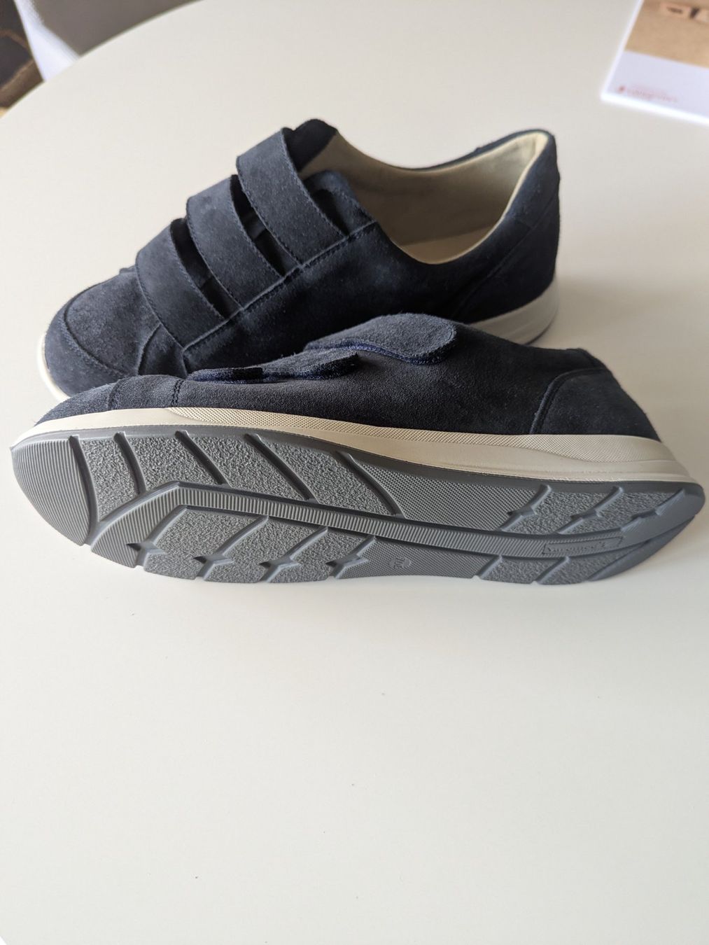 Scarpe da uomo: Herrenschuh mit Klettverschluss, weit – Nuovo (secondo la descrizione) da Oberwil BL venduto da Leidi63 1