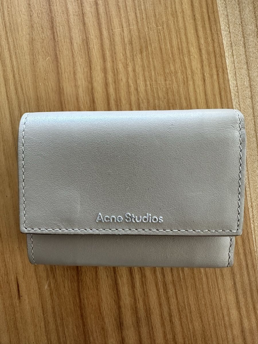 Portafogli: Acne Studios Geldbörse – Usato da Rüschlikon venduto da Lusanna