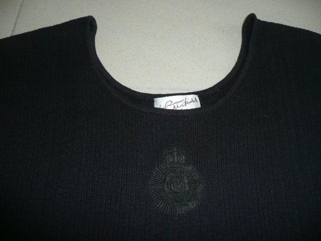 Maglioni & Felpe: kurzarm Pullover Rippenstrick in schwarz – Usato da Baar venduto da negombo 1