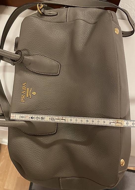 Prada Taschen für Damen: Tasche – Gebraucht aus Zürich von bab_rr77 3