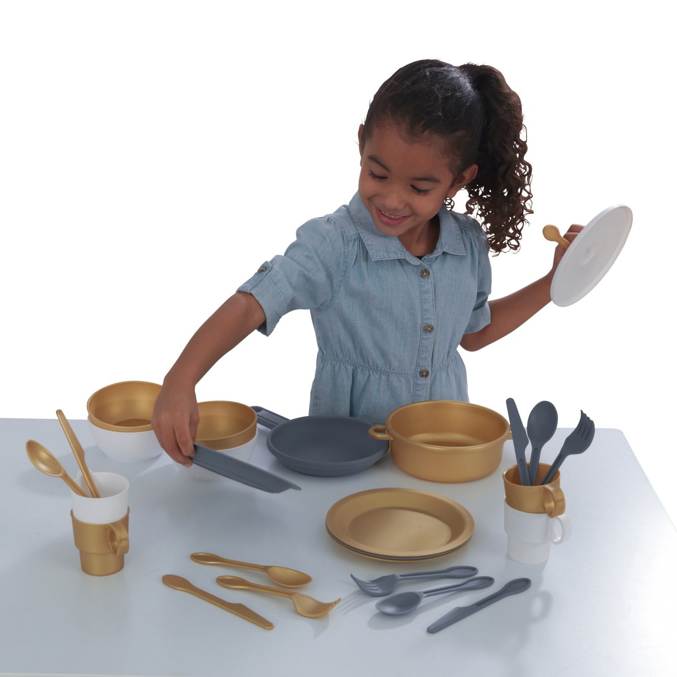 Giocattoli: 27-teiliges Kochgeschirr-Set – Nuovo e nell'imballaggio originale da Erlinsbach venduto da Home-World 2