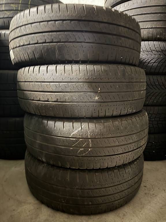 Altro in Scrittura & Disegno: Gomme estive  – Usato da Bedano venduto da sim_66fd 1