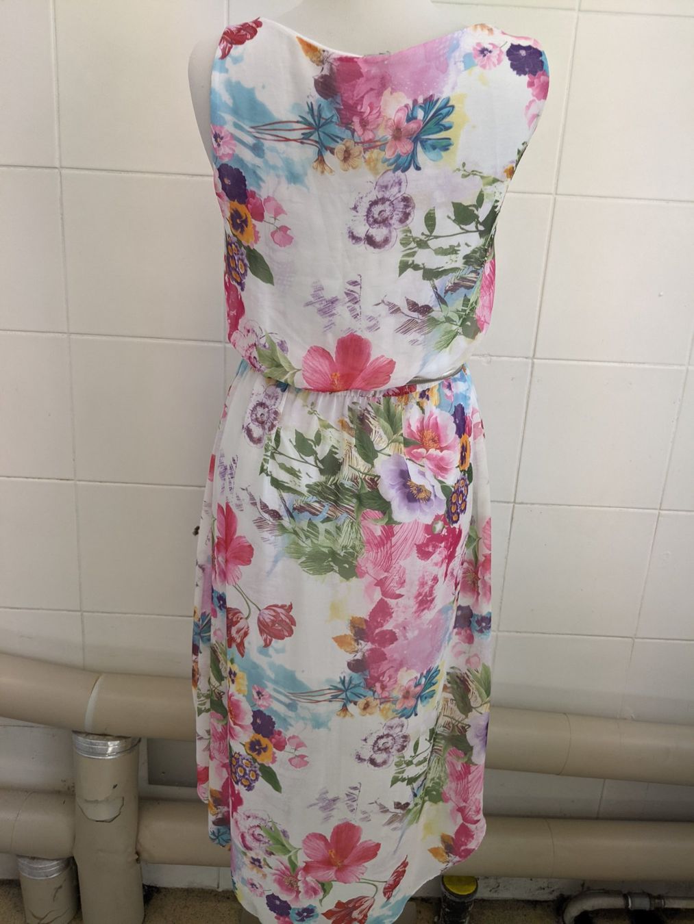 Vestiti: Sommerkleid GR L – Usato da Langnau am Albis venduto da Judithsebi 4