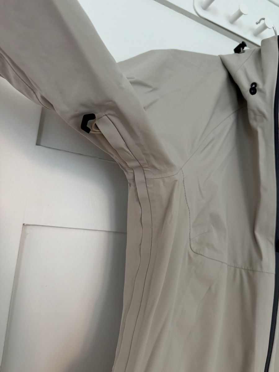 Decathlon Giacche: Quechua Regenjacke Damen – Usato da St. Gallen venduto da BiancaL11 3