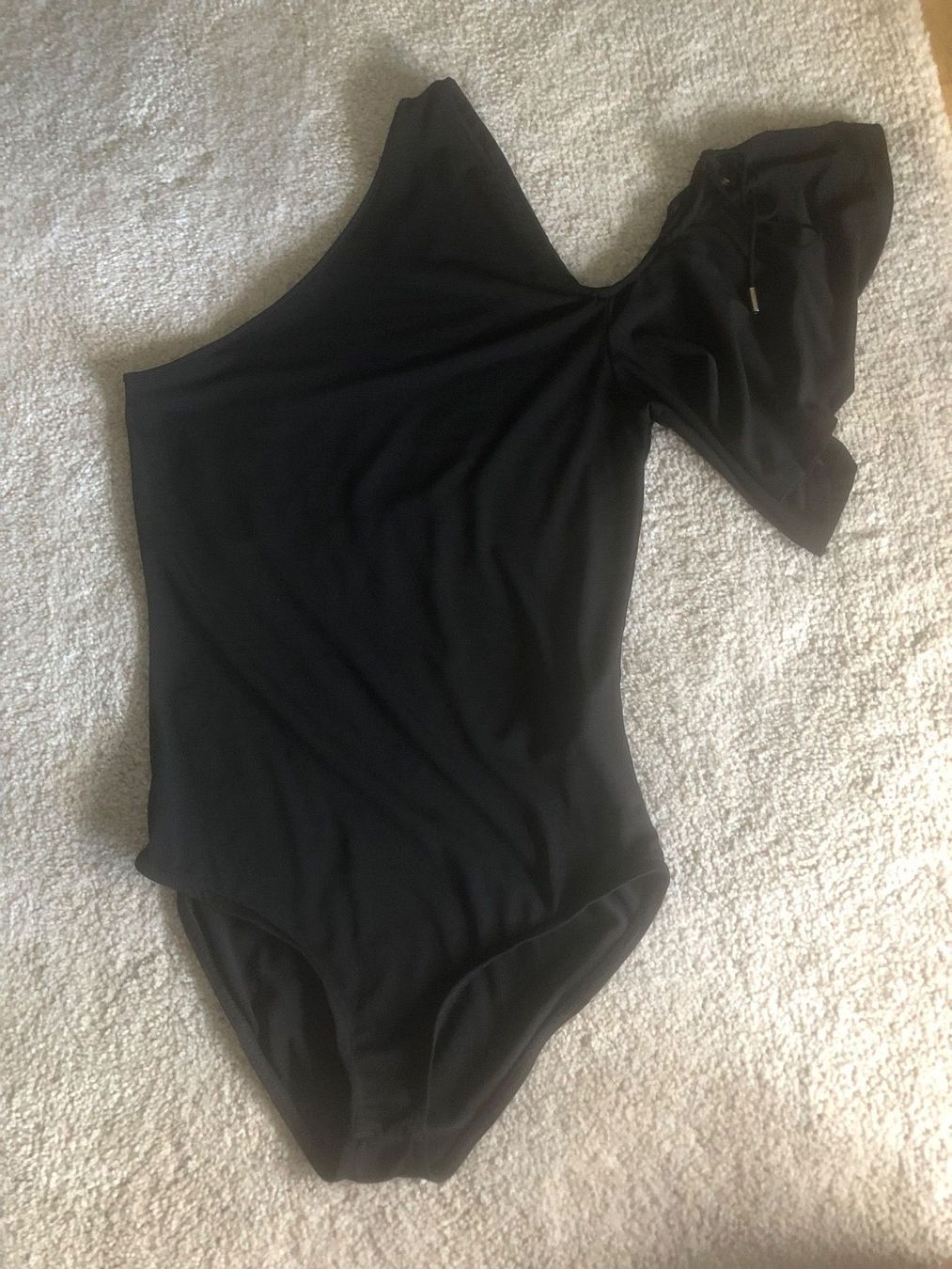 Zara Top: Body one shoulder Zara – Usato da Onex venduto da kattrina