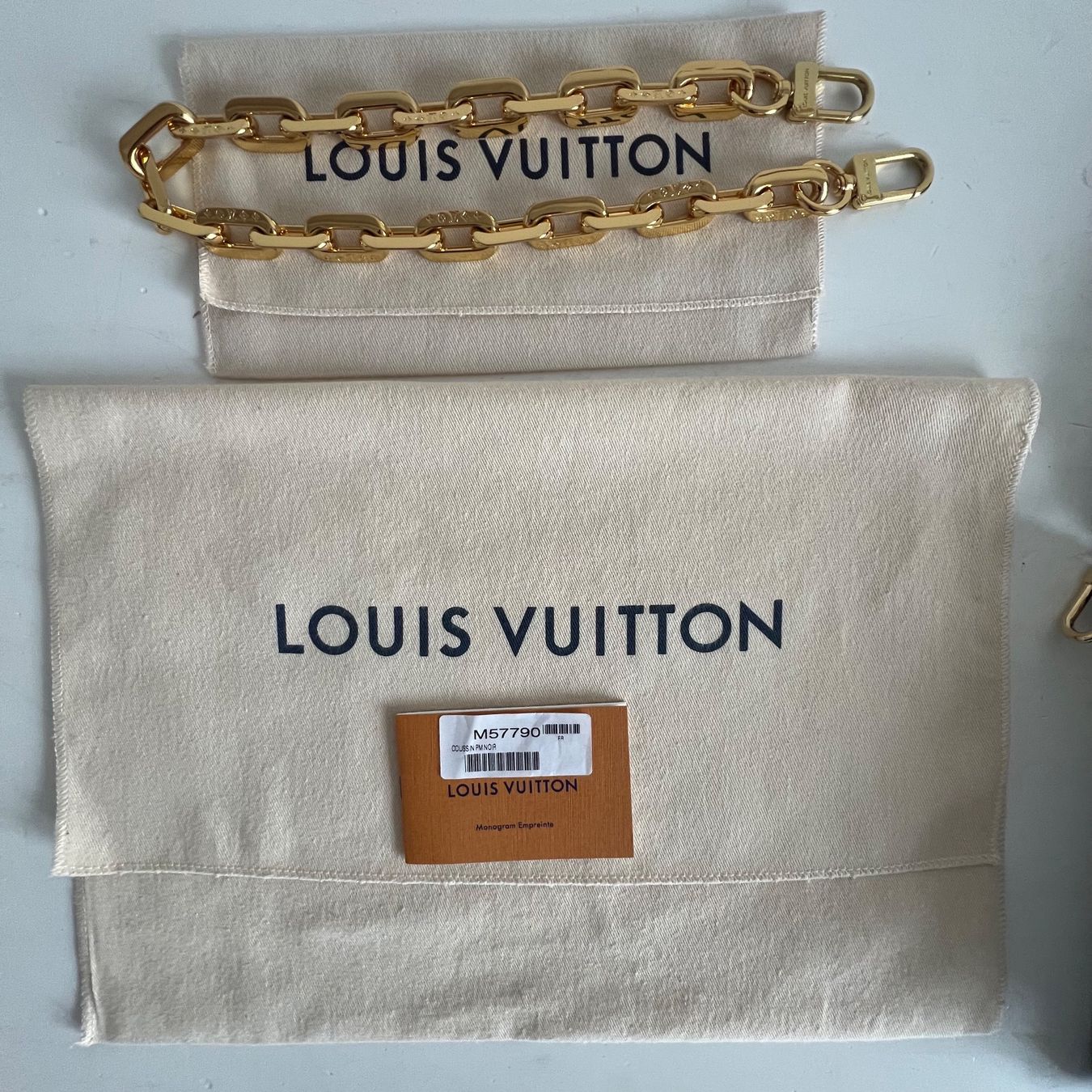 Louis Vuitton Borse da donna: LV Coussin PM – Nuovo (secondo la descrizione) da Bern venduto da Arteed 1