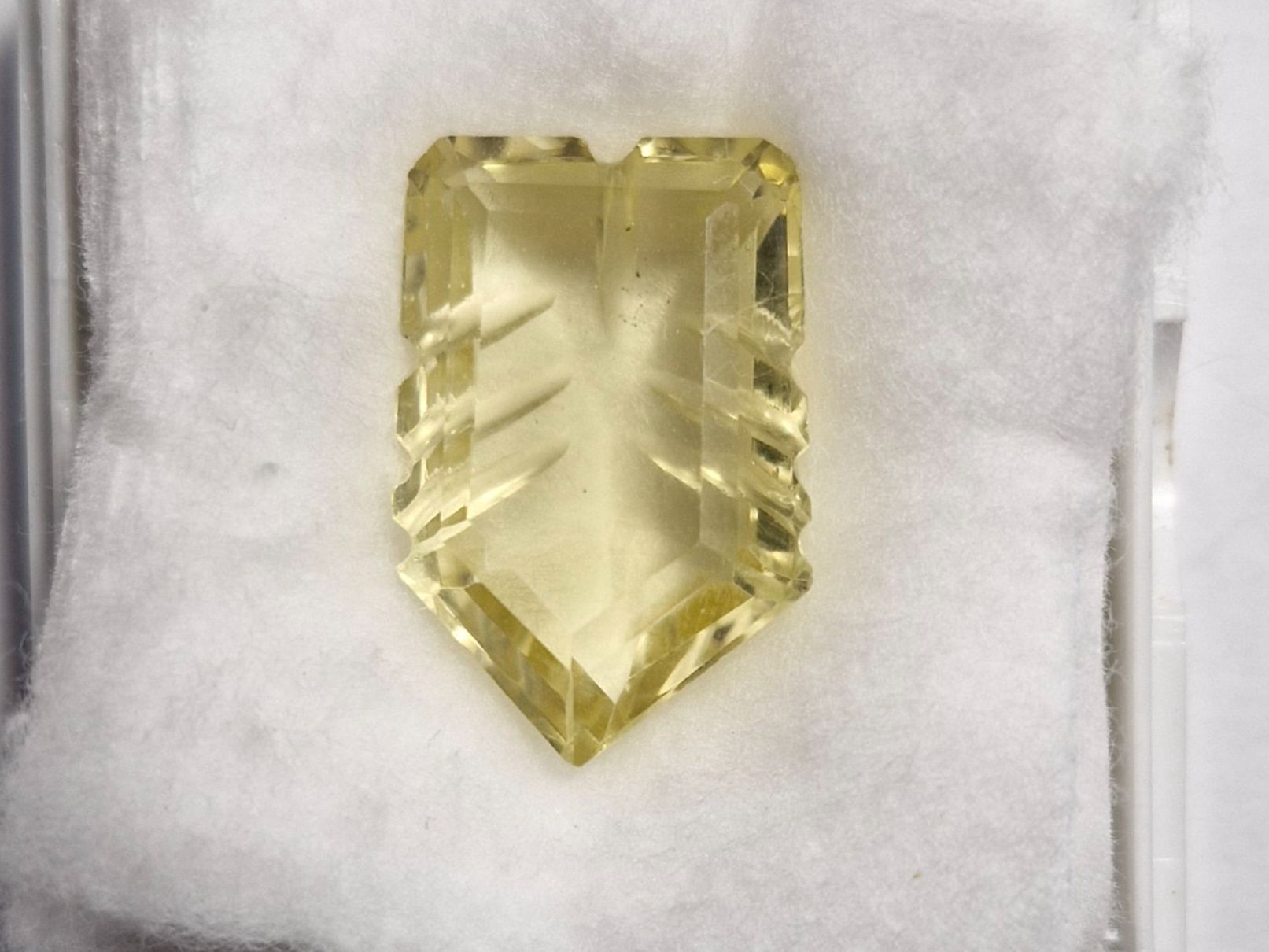 Pietre preziose: Citrin Edelstein 15.6ct. fantasy Schliff – Nuovo e nell'imballaggio originale da Zürich venduto da GOS08