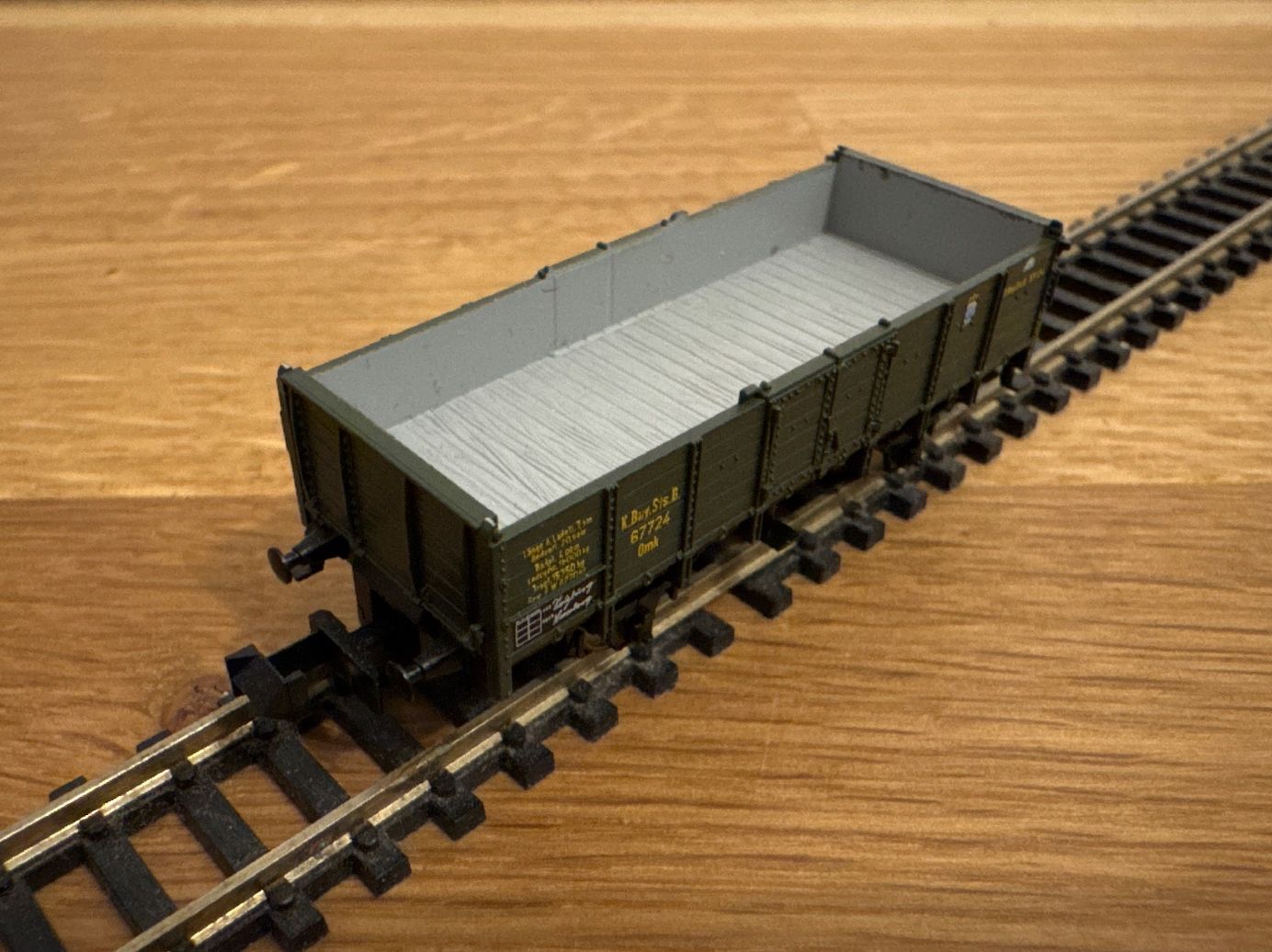 Trix Modelleisenbahnen: Minitrix 13236 Mittelbordwagen – Neu und originalverpackt aus Schlierbach von Look8 2