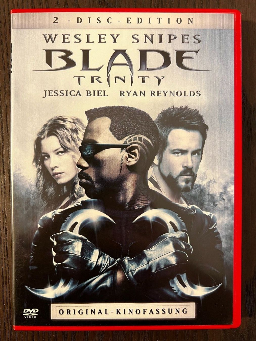 Alle DVDs: Blade Trinity – Gebraucht aus Zürich von FilmFreunde