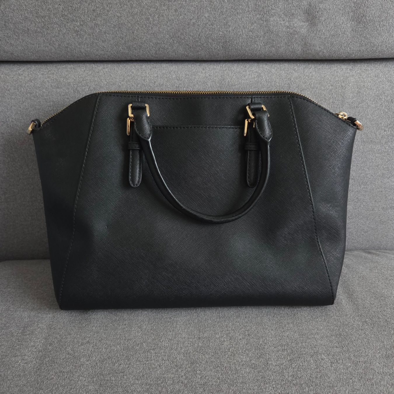Michael Kors Borse da donna: Michael Kors Schultertasche – Usato da St.Gallen venduto da Its.eli035 1