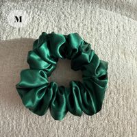 15# dark green 100% Mulberry Silk Scrunchie Size M - NEW