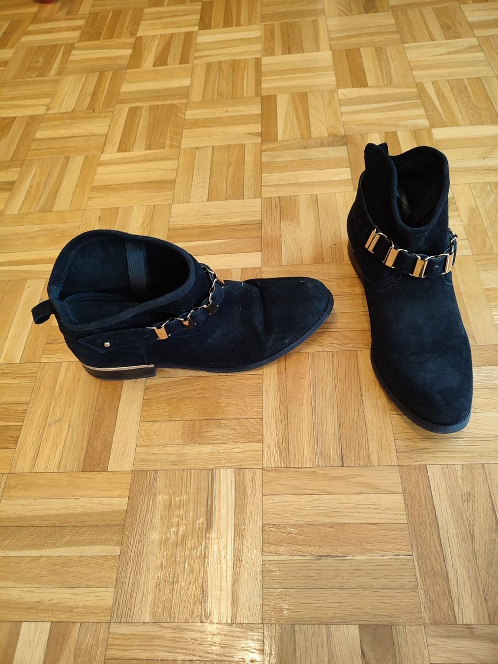 Scarpe da donna: Lot 8 paires de chaussures – Usato da Prilly venduto da Ledanaki 8