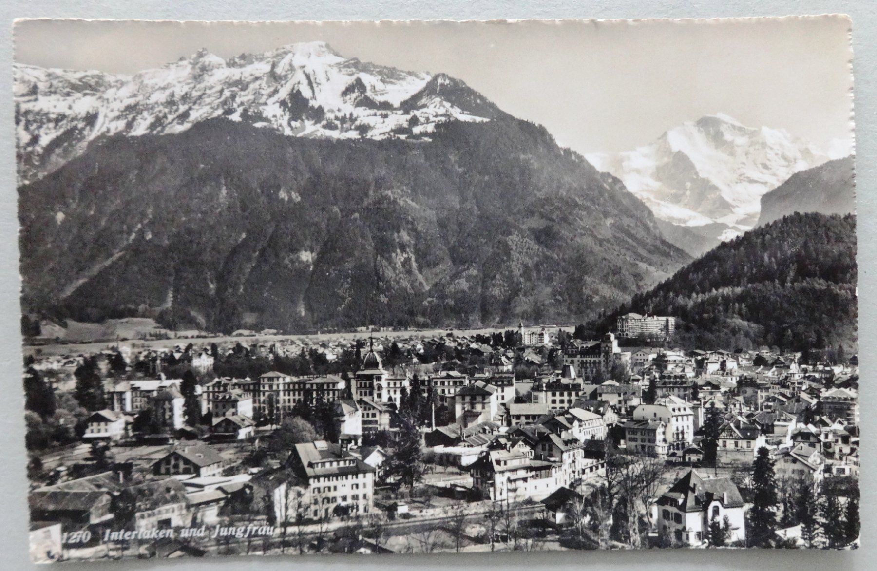 Cartoline postali: Interlaken und Jungfrau – Difettoso da Fétigny venduto da Billy2miny