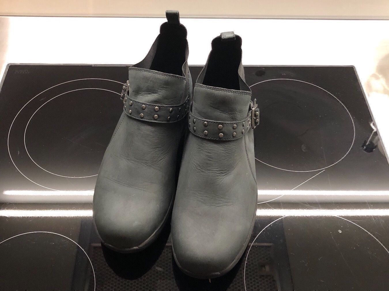 MBT Scarpe da uomo: Stiefeletten, MBT Gr 42 – Nuovo (secondo la descrizione) da Zürich venduto da echt01