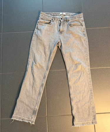 Jeans DEF grau mit ausgefranstem Saum guter Zustand