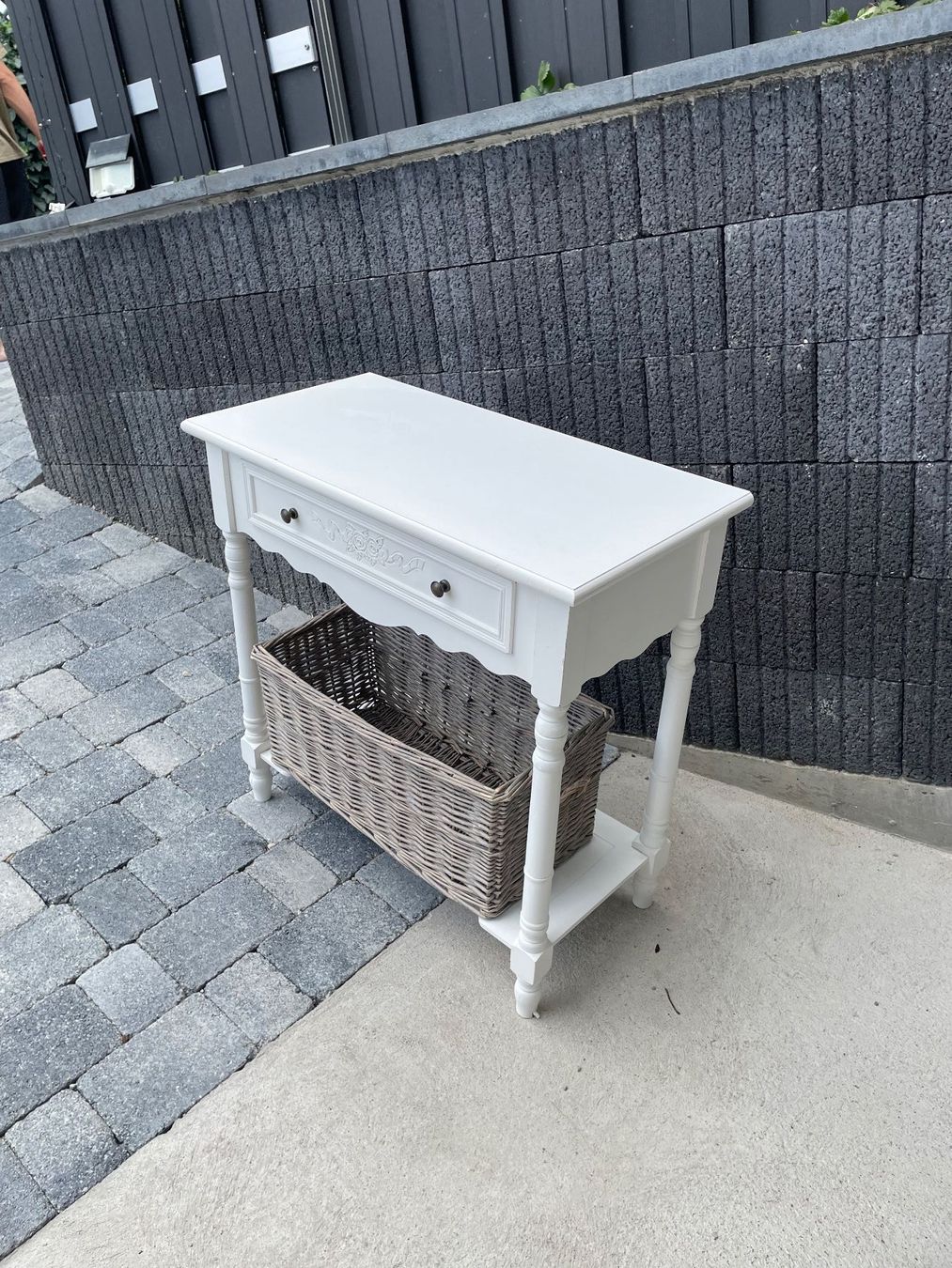 Kommoden: Kommode weiss  shabby chic mit Weidenkorb – Gebraucht aus Schötz von Herbie 1
