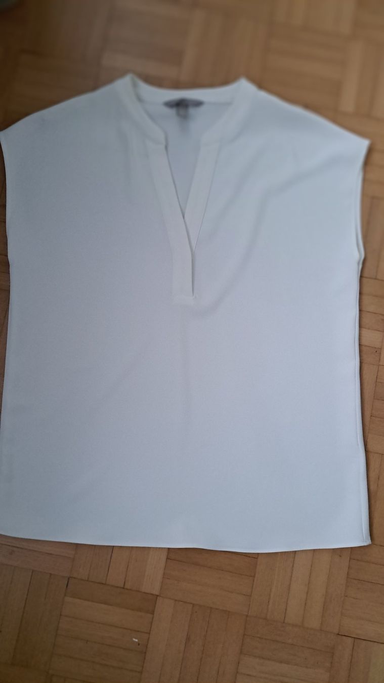 Blusen: weisse Bluse, Gr, 36, wie neu – Gebraucht aus Waldkirch von alwiwasg