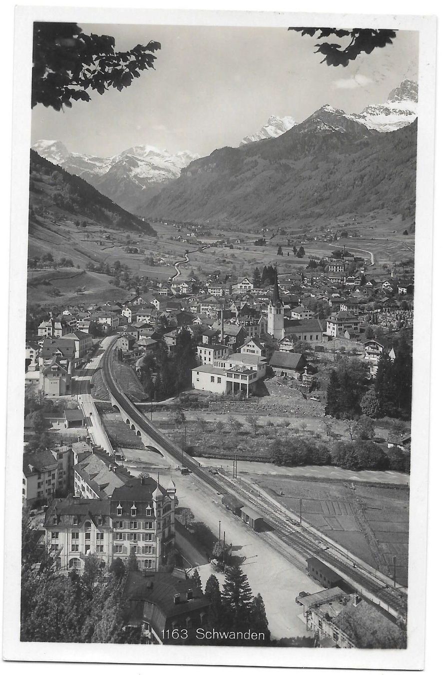 Cartoline postali: Schwanden Gesamtansicht – Usato da Olten venduto da clotaldi