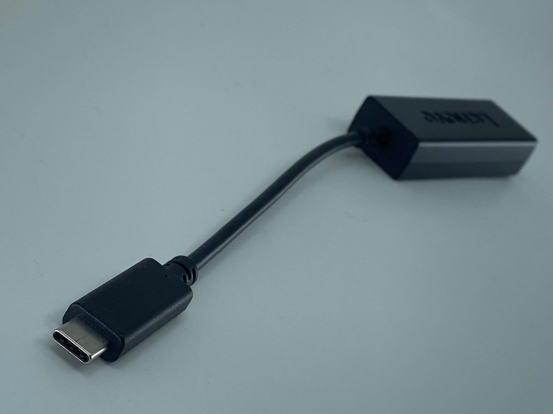 Lenovo Unità & Adattatore: Lenovo Netzwerk-Adapter USB Typ-C auf LAN – Nuovo e nell'imballaggio originale da Langwiesen venduto da Restposten-24 1