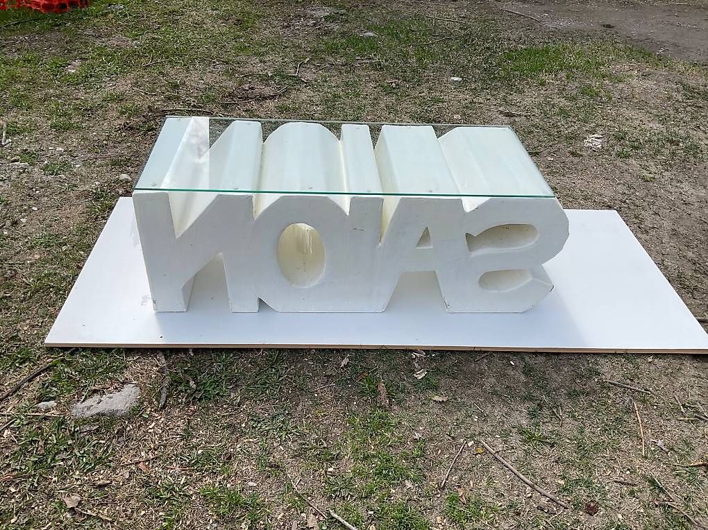 Tavoli: Table de salon en carton – Usato da Vercorin venduto da Zubi_24 2