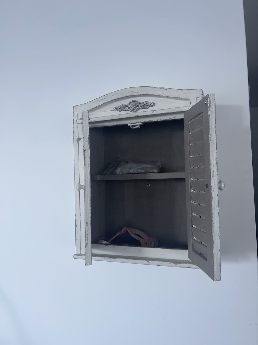 Schränke: Shabby Chic Regal Schrank Cottage – Neu und originalverpackt aus Regensdorf von iamabarbiegirl 1