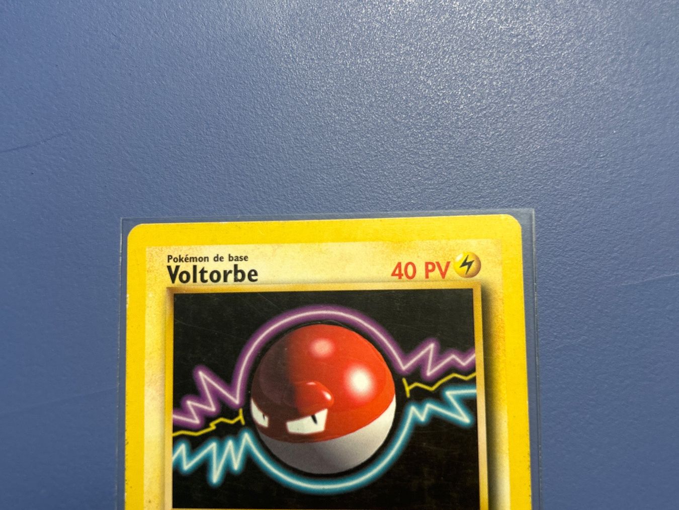 Pokémon Carte collezionabili: Pokémon 1999 Voltorbe 67/102 Set de base FR – Usato da Schlieren venduto da happymerchant64 2