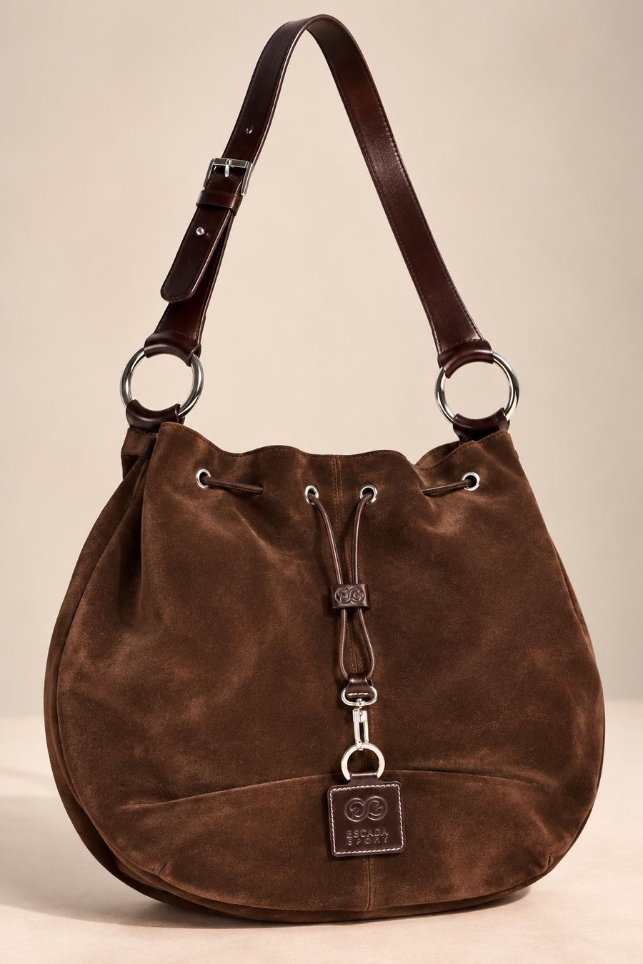 Escada Sacs femmes: ESCADA wunderschöne echt Wildledertasche – D'occasion à Oberwil-Lieli par Svetlana28 1