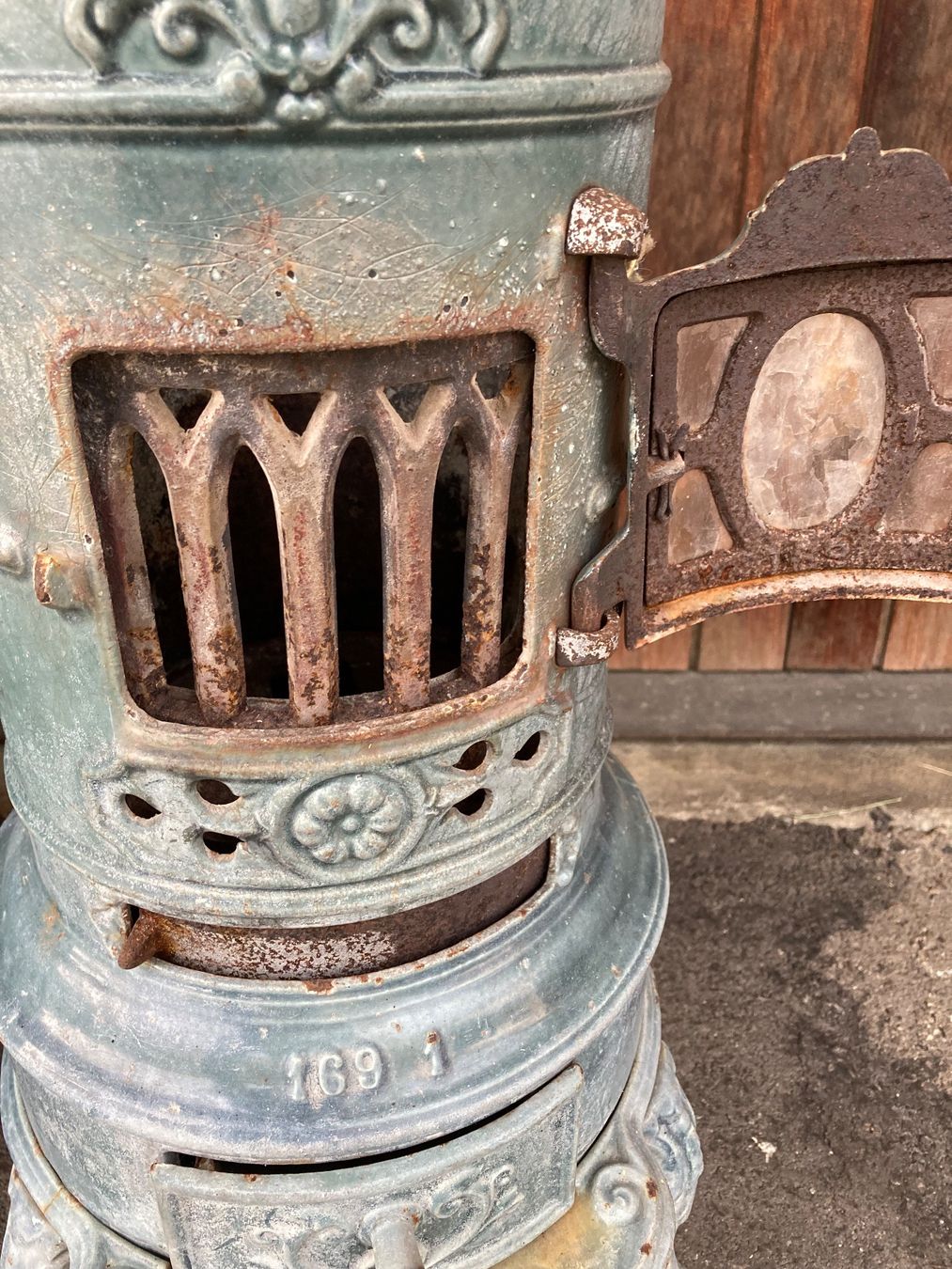 Altri mobili d'antiquariato: Antiker Kanonenofen – Usato da Grosswangen venduto da arum01 7