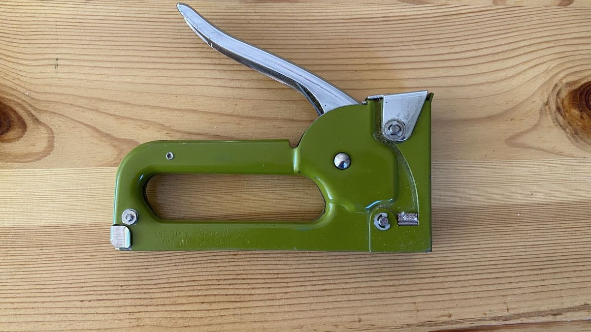 Tutti gli attrezzi: Bostich Tacker vintage mit Klammern – Usato da Feuerthalen venduto da 181222 1