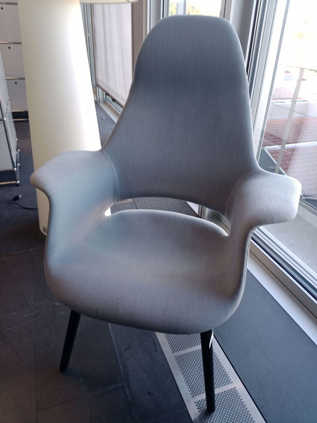 Sessel: Vitra Organic Highback Sessel, Stoff Blau – Gebraucht aus Affoltern am Albis von Zapro 2