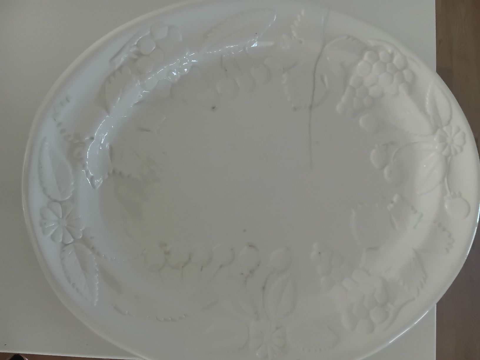 Piatti di portata: Oval Serving Platter Fruit Design White Ceramic (50 x 40cm) – Usato da Immensee venduto da vgitter