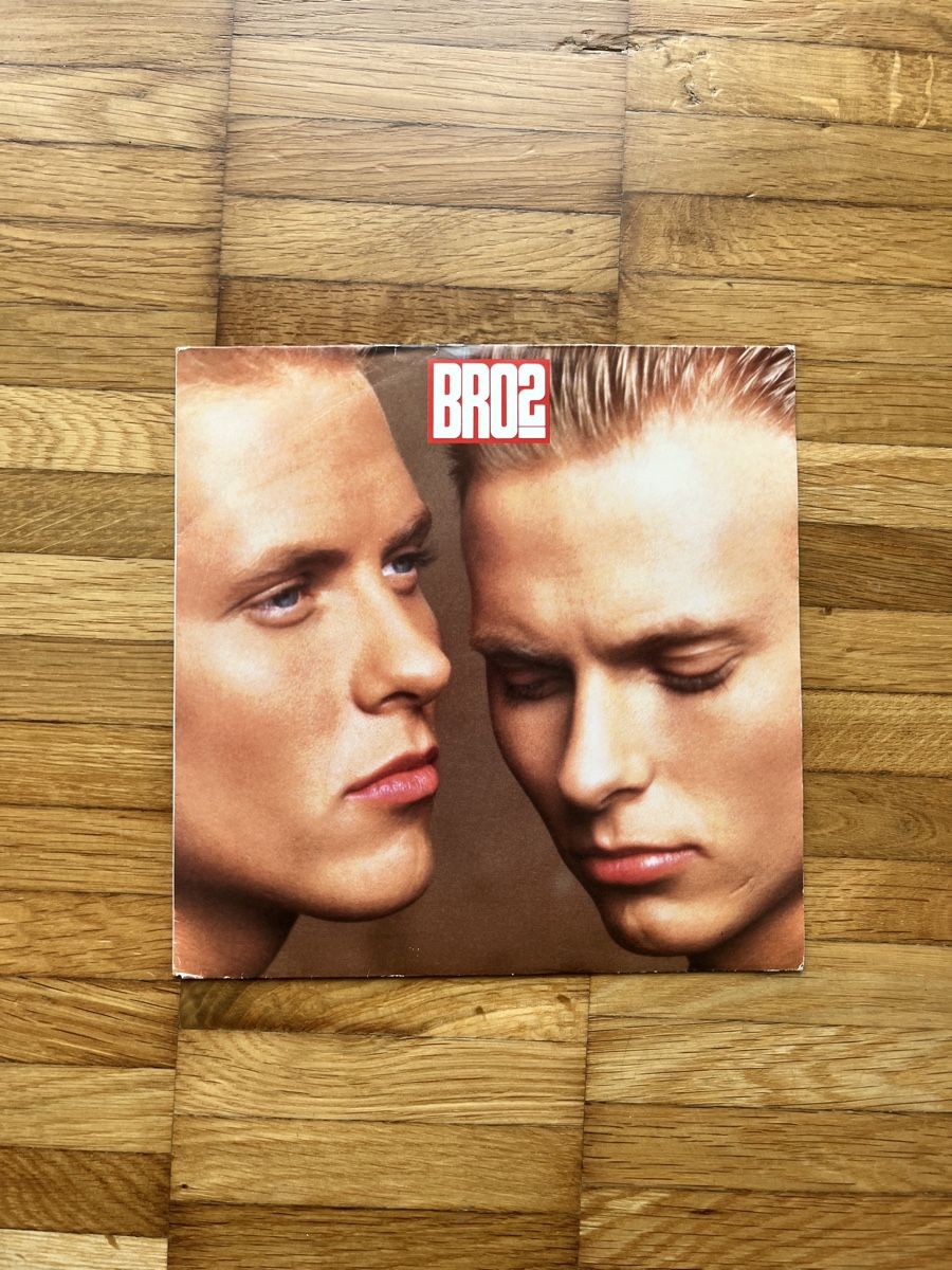 Dischi in vinile: BRO2 - Too Much / We're All We Need 7" Single 1988 CBS – Usato da Winterthur venduto da GutKeS