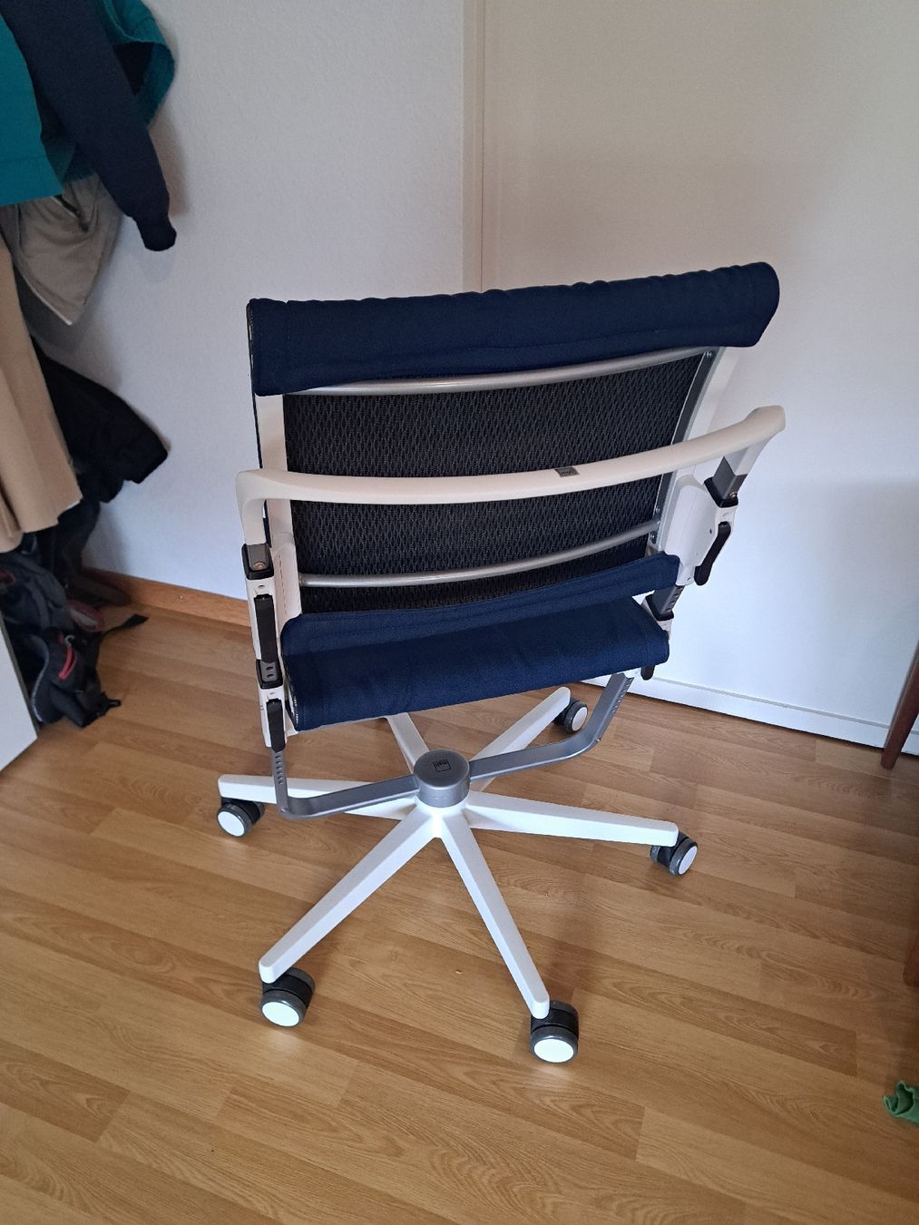 Moll Sedie: Moll Scooter Schreibtischstuhl – Usato da Bern venduto da kaisuuu 1