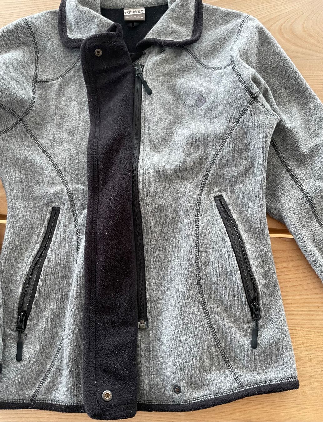 Tatonka Giacche: Tatonka Strickfleece-Jacke mit Wolle, Gr. 38, windabweisend – Usato da Bichwil venduto da loft204 3