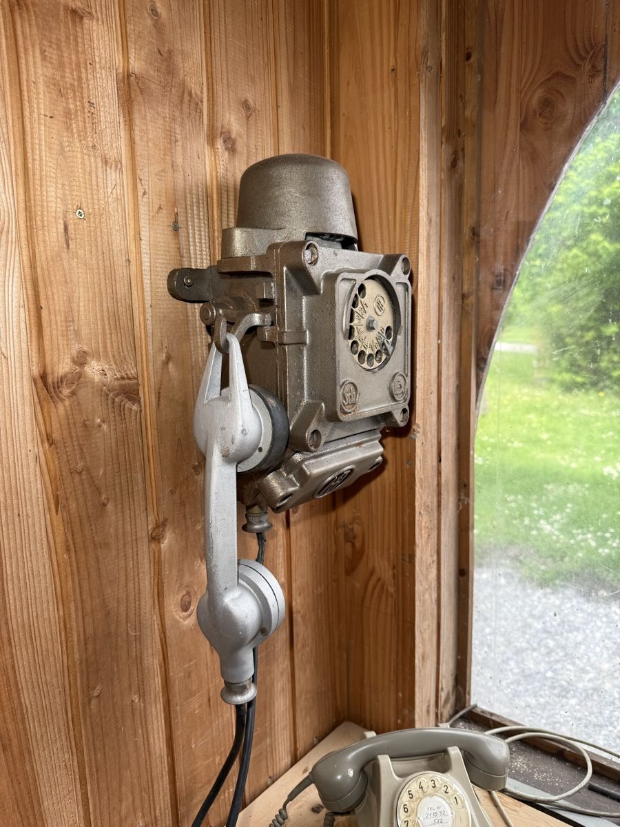 Telefoni: Bahntelefon antik altes Telefon – Usato da Boswil venduto da sensei01 2