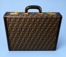 Vintage Fendi Koffer / Aktenkoffer – 46 × 38 × 11 cm