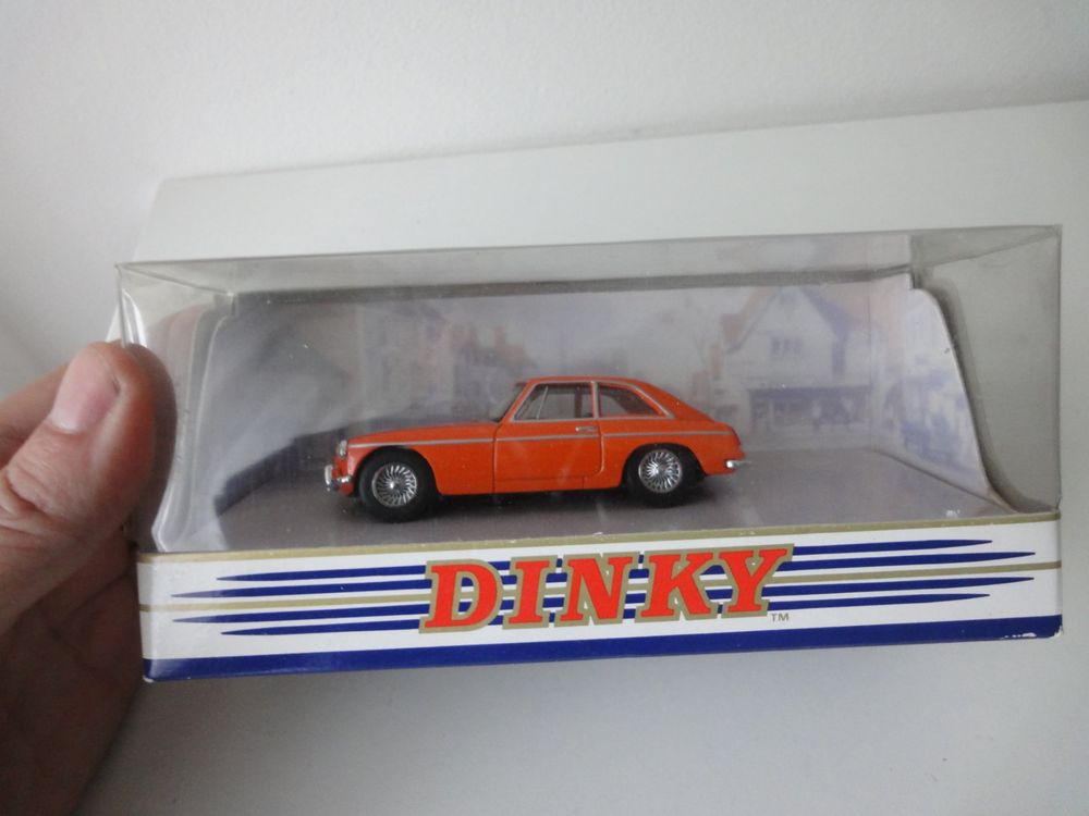Dinky Toys 25 JB - Ford SNCF 1949 - Couleur Rare - État B - Échelle 1/43