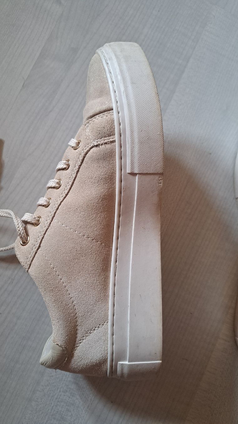 Vagabond Scarpe da donna: Beige Sneaker Vagabond Gr. 39 – Usato da Wyssachen venduto da romina.za 1