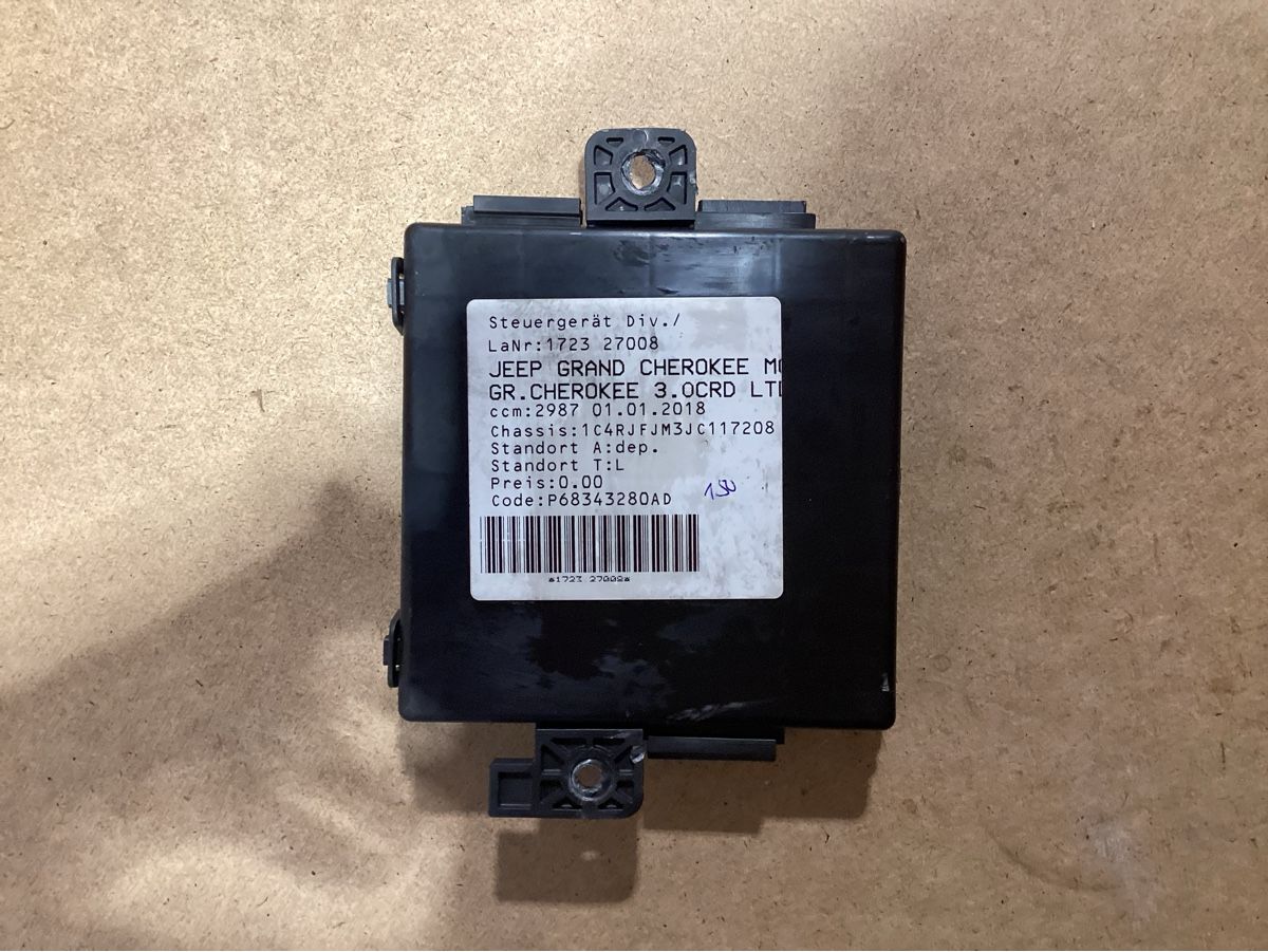 Jeep Tutti pezzi di ricambio auto: Steuergerät Module zu Jeep Grand Cherokee 3.0CRD – Usato da Reichenburg venduto da T864RX