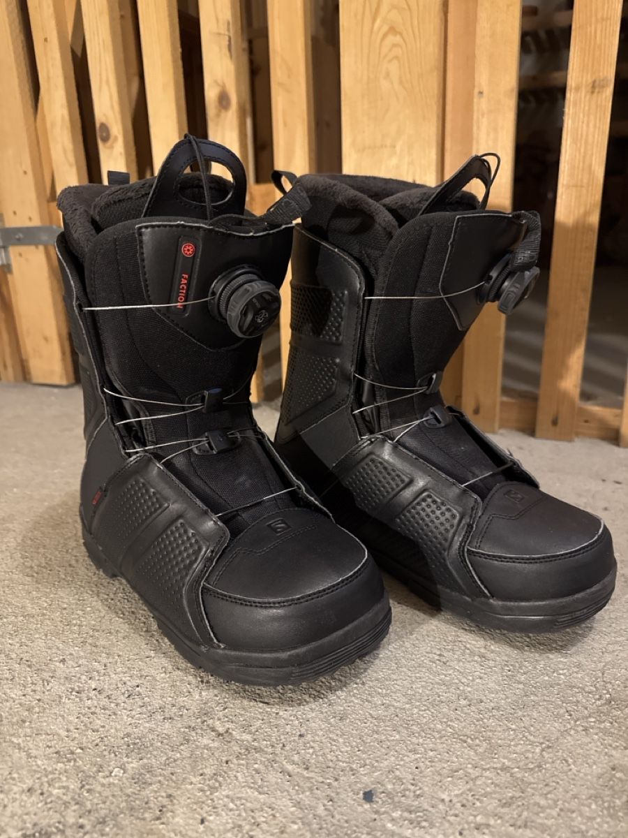 Salomon Scarpe da uomo: Snowboardschuhe Gr. 41,5, BOA Boots – Nuovo (secondo la descrizione) da Schliern b. Köniz venduto da amo_lln9