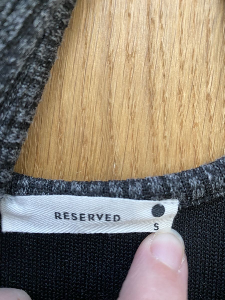 Kleider: Sommer Strickkleid - Grau meliert - Reserved, Gr. S – Neu (gemäss Beschreibung) aus Hinwil von crn139 1