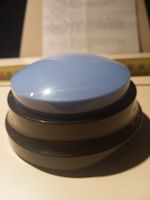 Buzzer hellblau (flieder?)