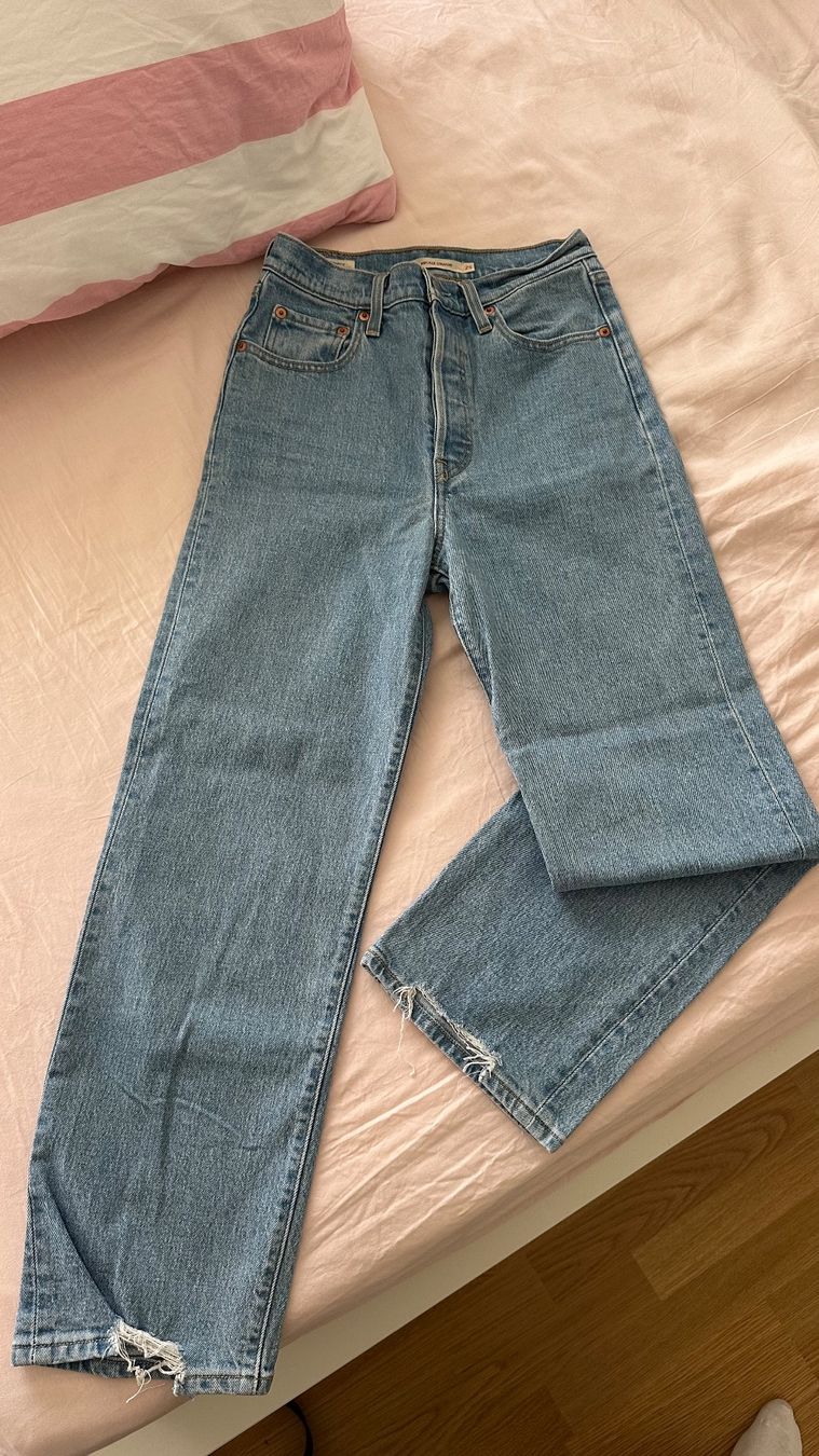 Levi's Jeans: Levis Jeans Damen – Usato da Basel venduto da jane_2h95