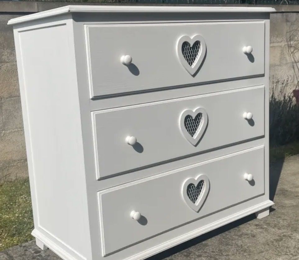 Maisons du monde Cassettiere: Commode Maison du Monde bois massif – Nuovo (secondo la descrizione) da Sierre venduto da maeleris