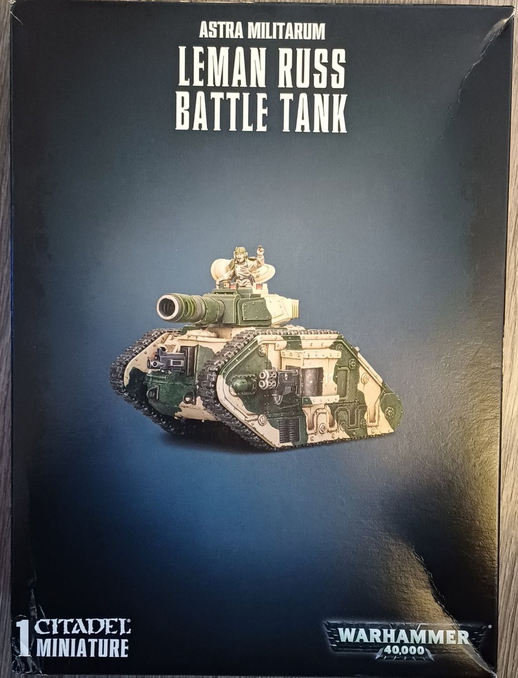 Modellbausätze & Standmodelle: Leman Russ Battle Tank Warhammer 40K – Neu und originalverpackt aus Châtel-St-Denis von