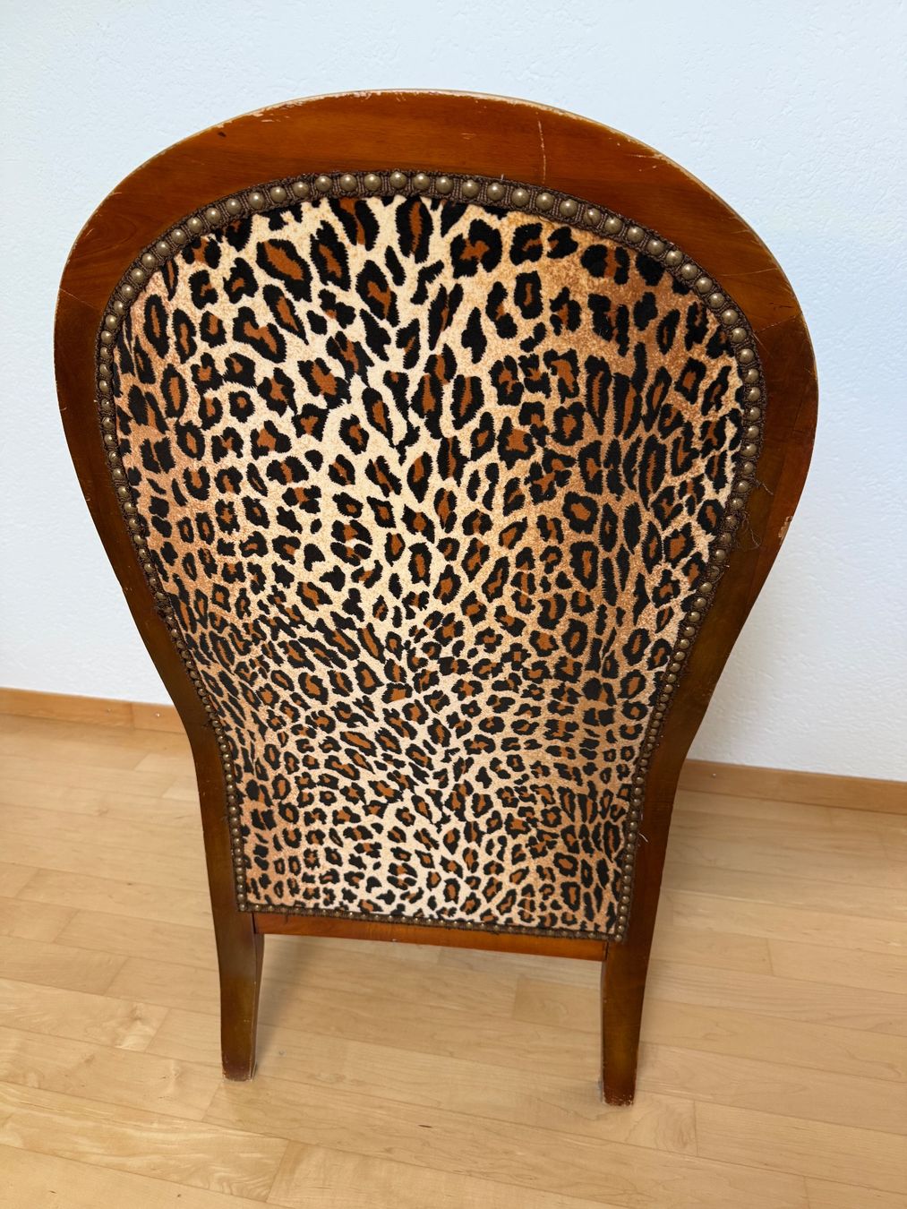 Poltrone: Sessel Holz mit Leopardenmuster – Usato da Russikon venduto da manureloop 3